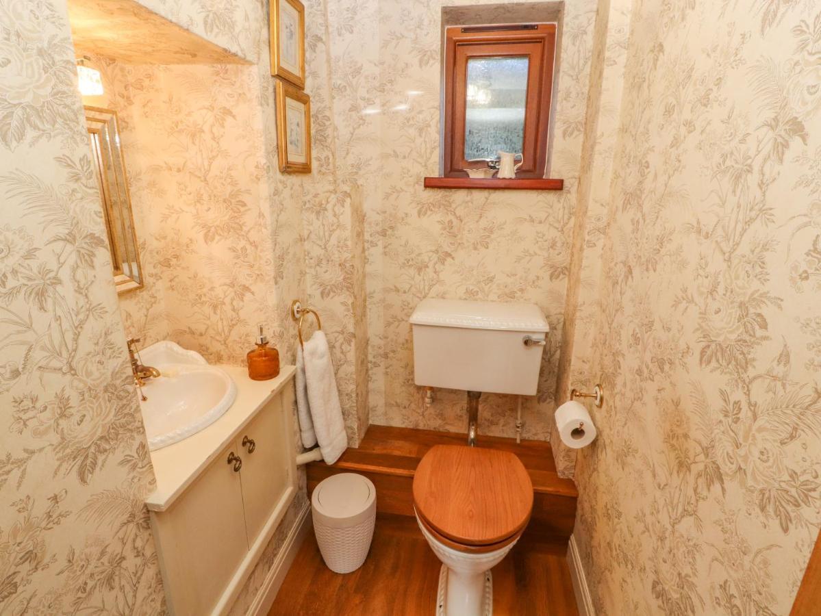 Clerk Beck Cottage Ълвърстън Екстериор снимка